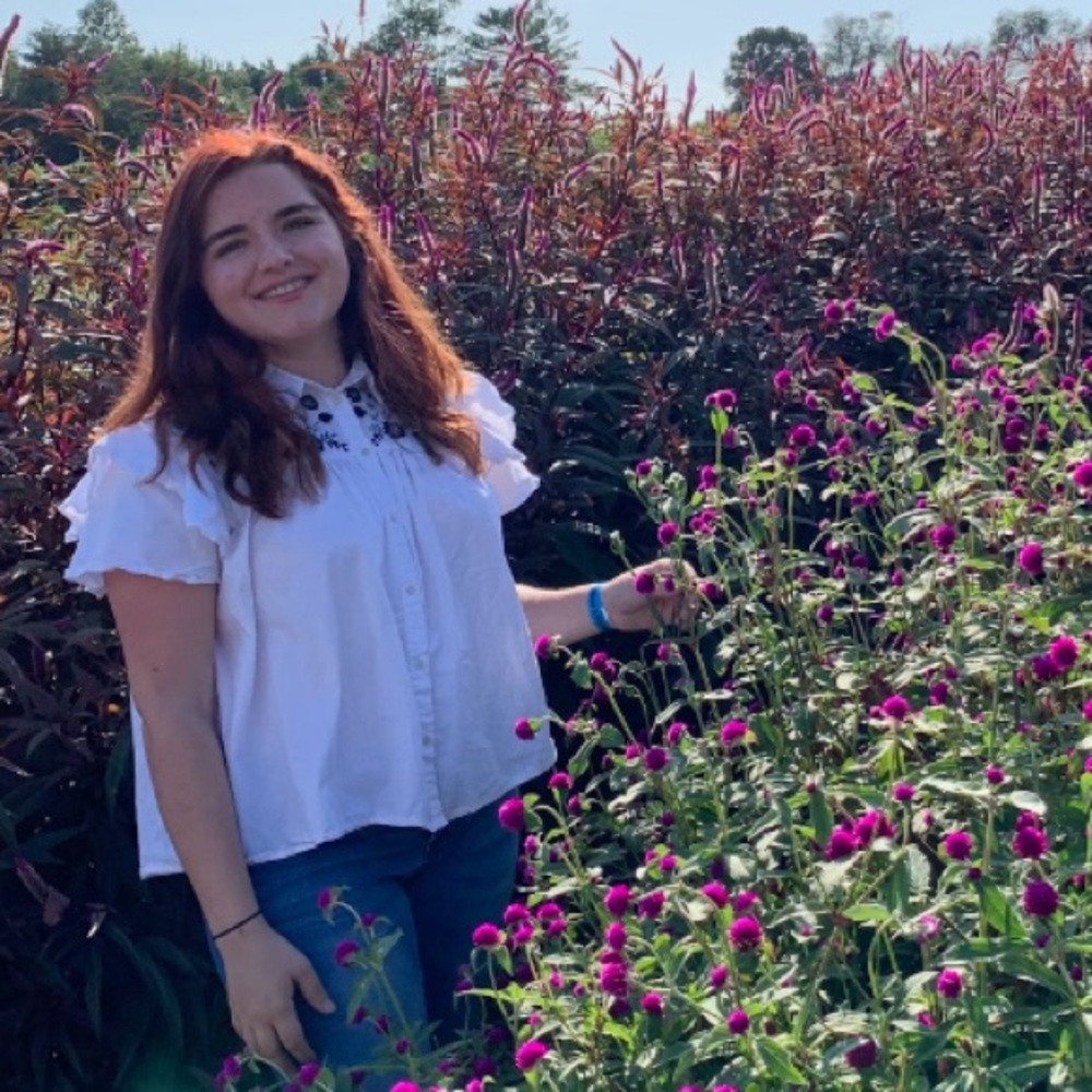 Meet your Posher, Elena